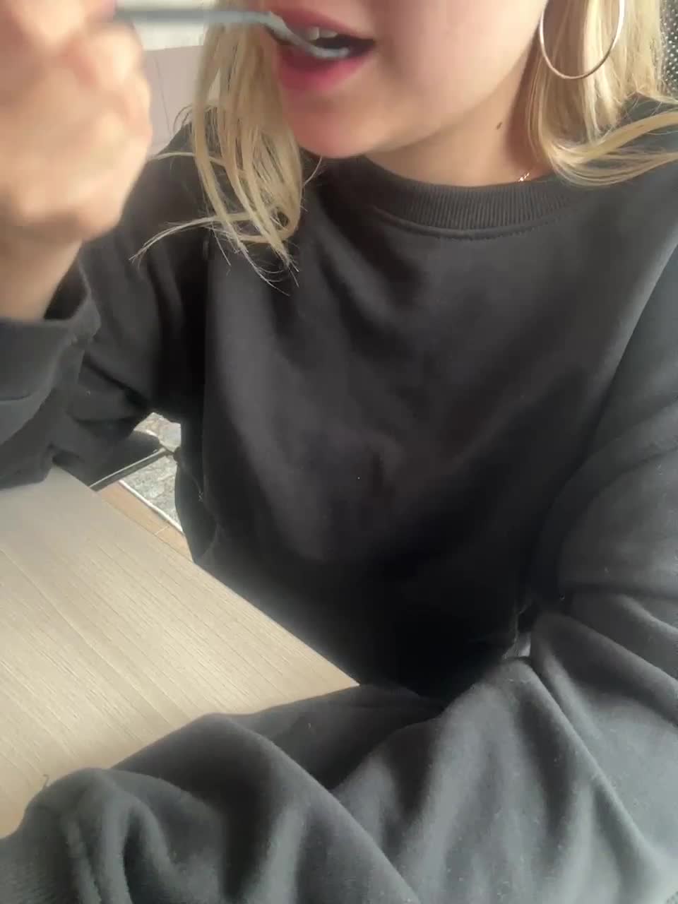 alinchikb Adult Chat August 25, 2025