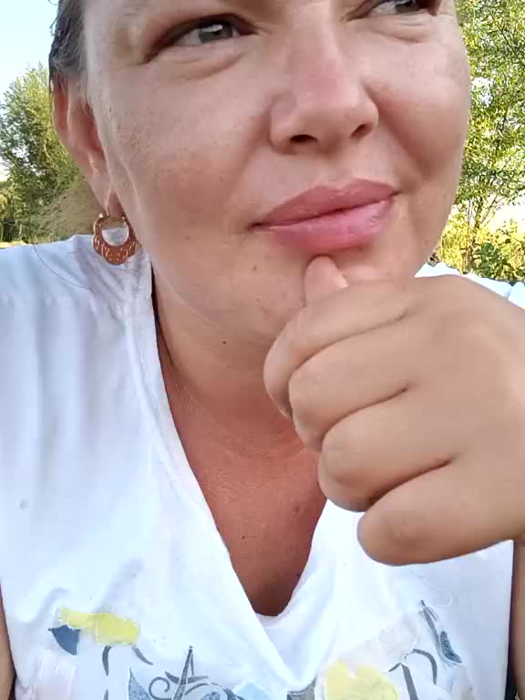 Raspberry_Rum Adult Chat August 25, 2025