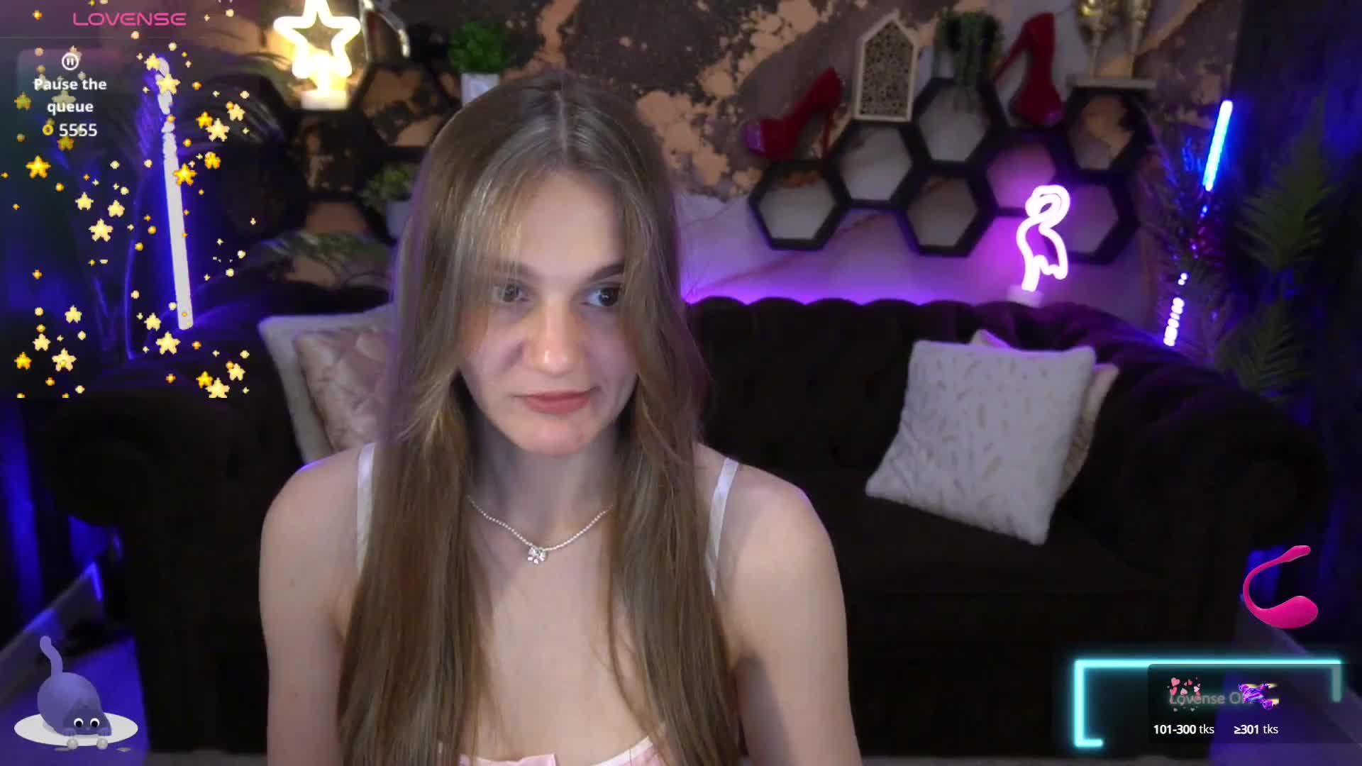 DiamondGoldie Adult Chat August 25, 2025