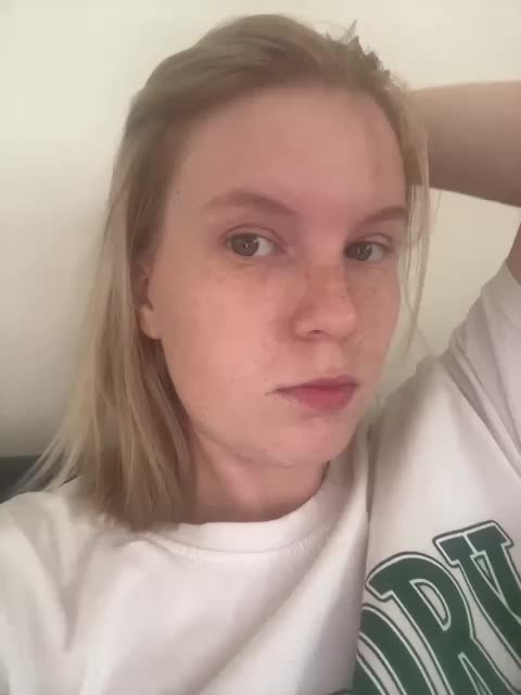 Amelia2004 Adult Chat August 25, 2025