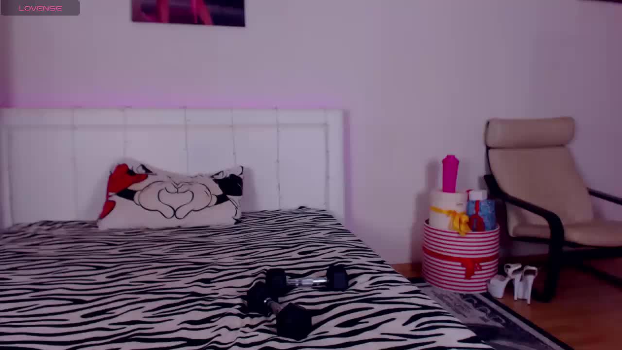 SonjaRay Adult Chat August 25, 2025