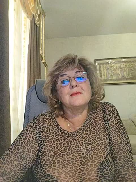 KarinkaSweet Adult Chat August 25, 2025