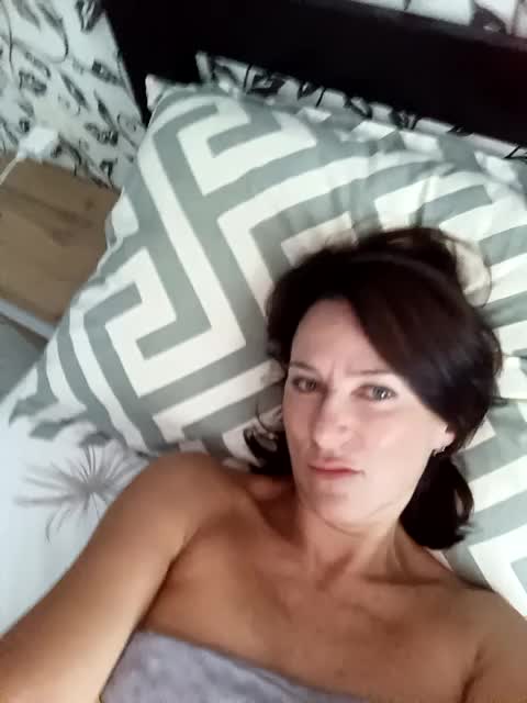 Agnes77 Adult Chat August 25, 2025