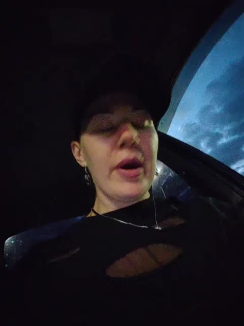 Mandarinka8 Adult Chat August 25, 2025