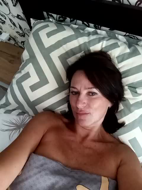 Agnes77 Adult Chat August 25, 2025