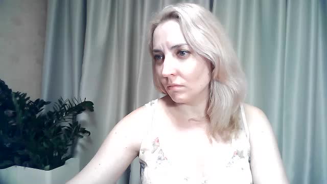 mariska-kiska Adult Chat August 25, 2025