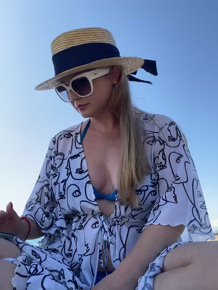 Lady__Maria Adult Chat August 24, 2025