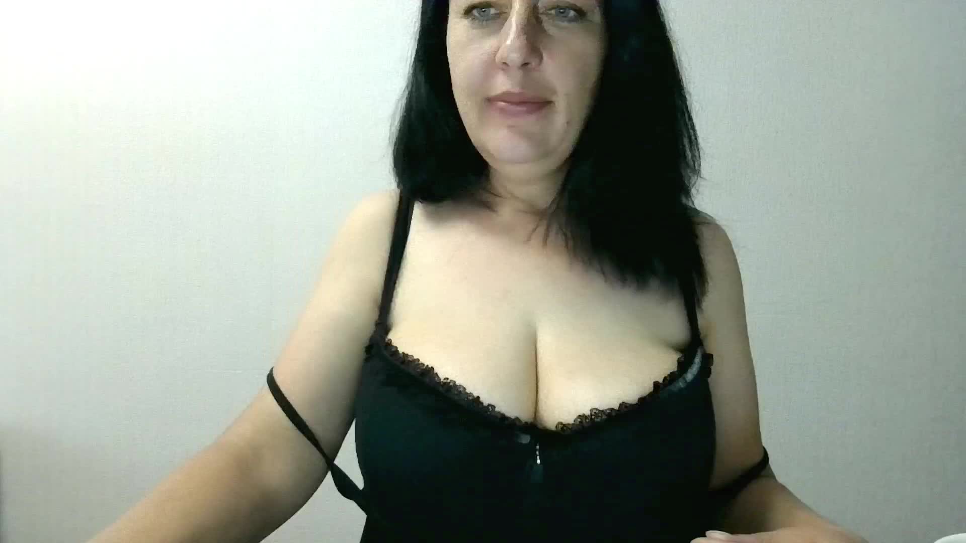 LunaTwilight Adult Chat August 25, 2025