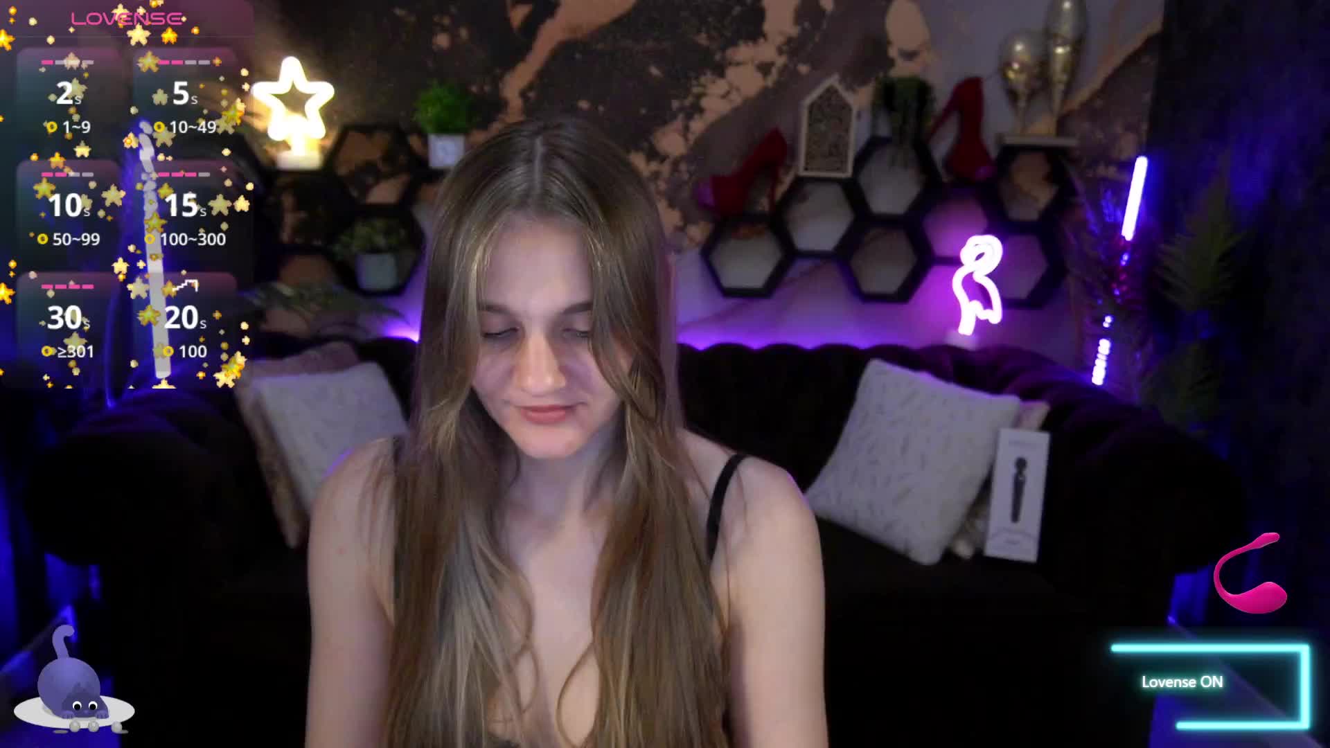 DiamondGoldie Adult Chat August 25, 2025