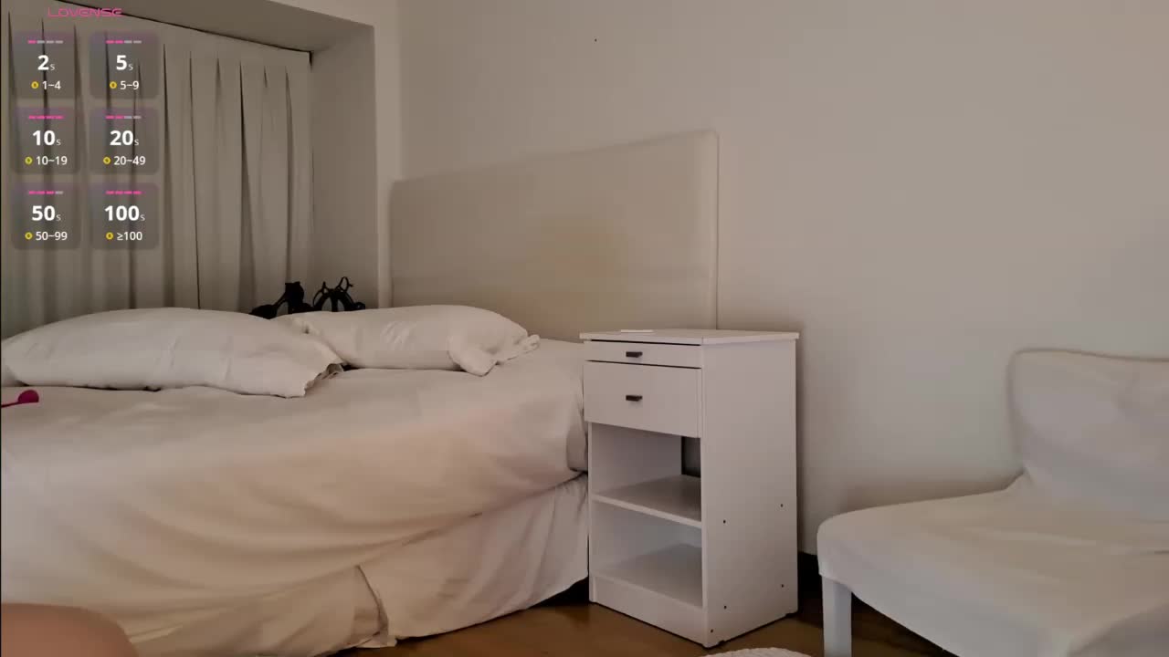 Bella_Byers Adult Chat August 25, 2025