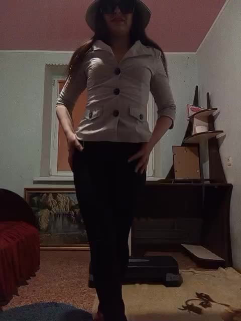 ElizaBravo Adult Chat August 25, 2025