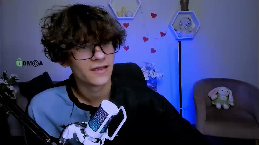 den_rich Adult Chat August 25, 2025