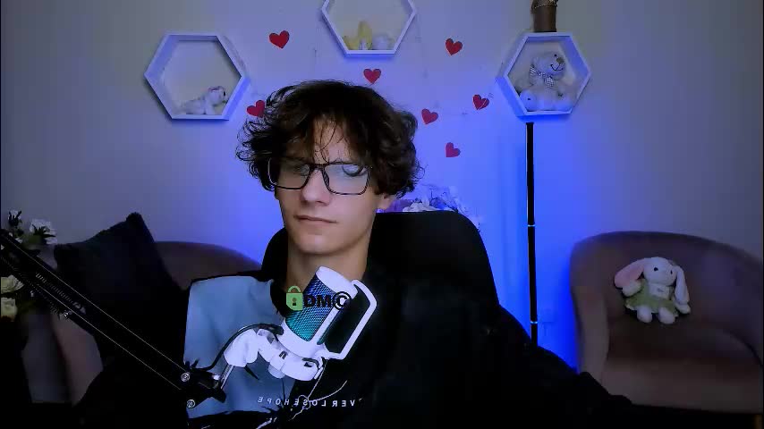 den_rich Adult Chat August 25, 2025