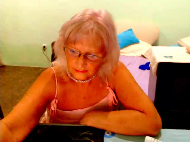 Natalia7634 Adult Chat August 25, 2025