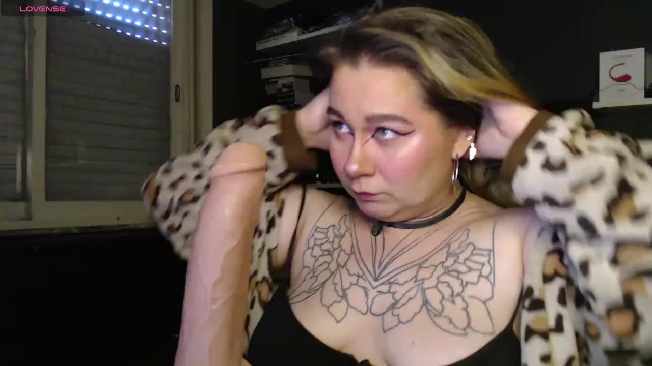 Alisa_U Adult Chat August 25, 2025