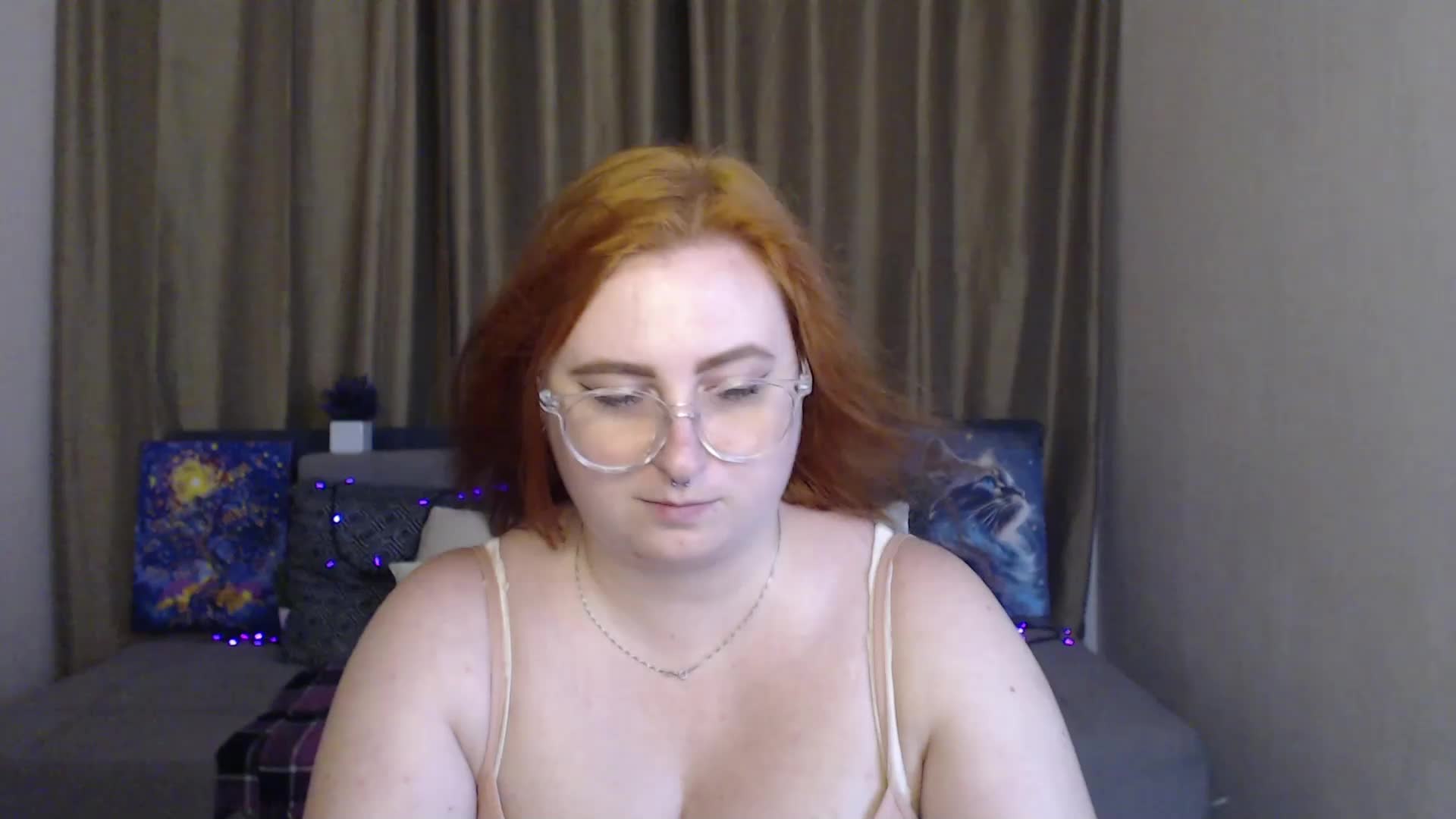 Aliciaredluv Adult Chat August 25, 2025