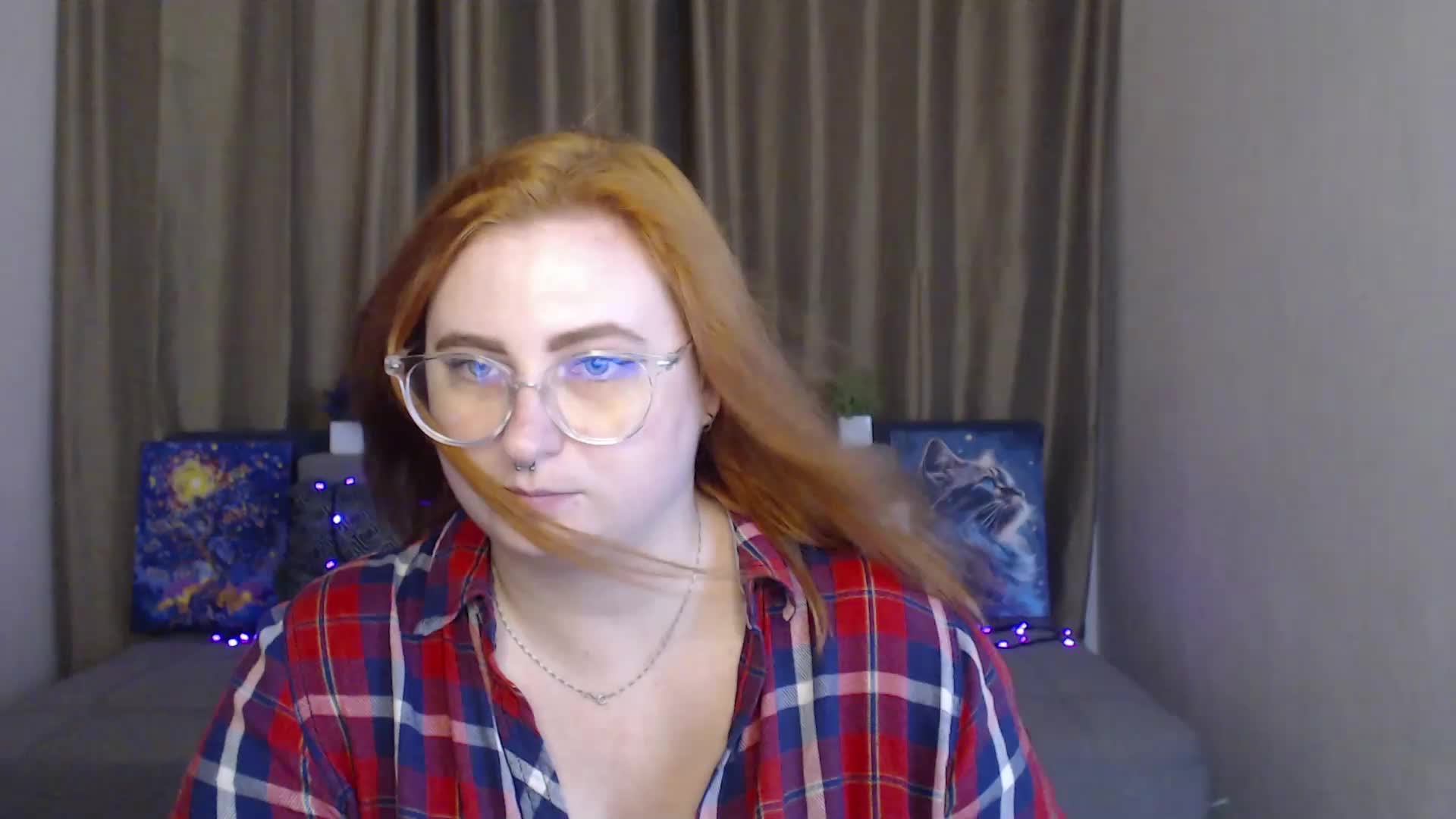 Aliciaredluv Adult Chat August 25, 2025