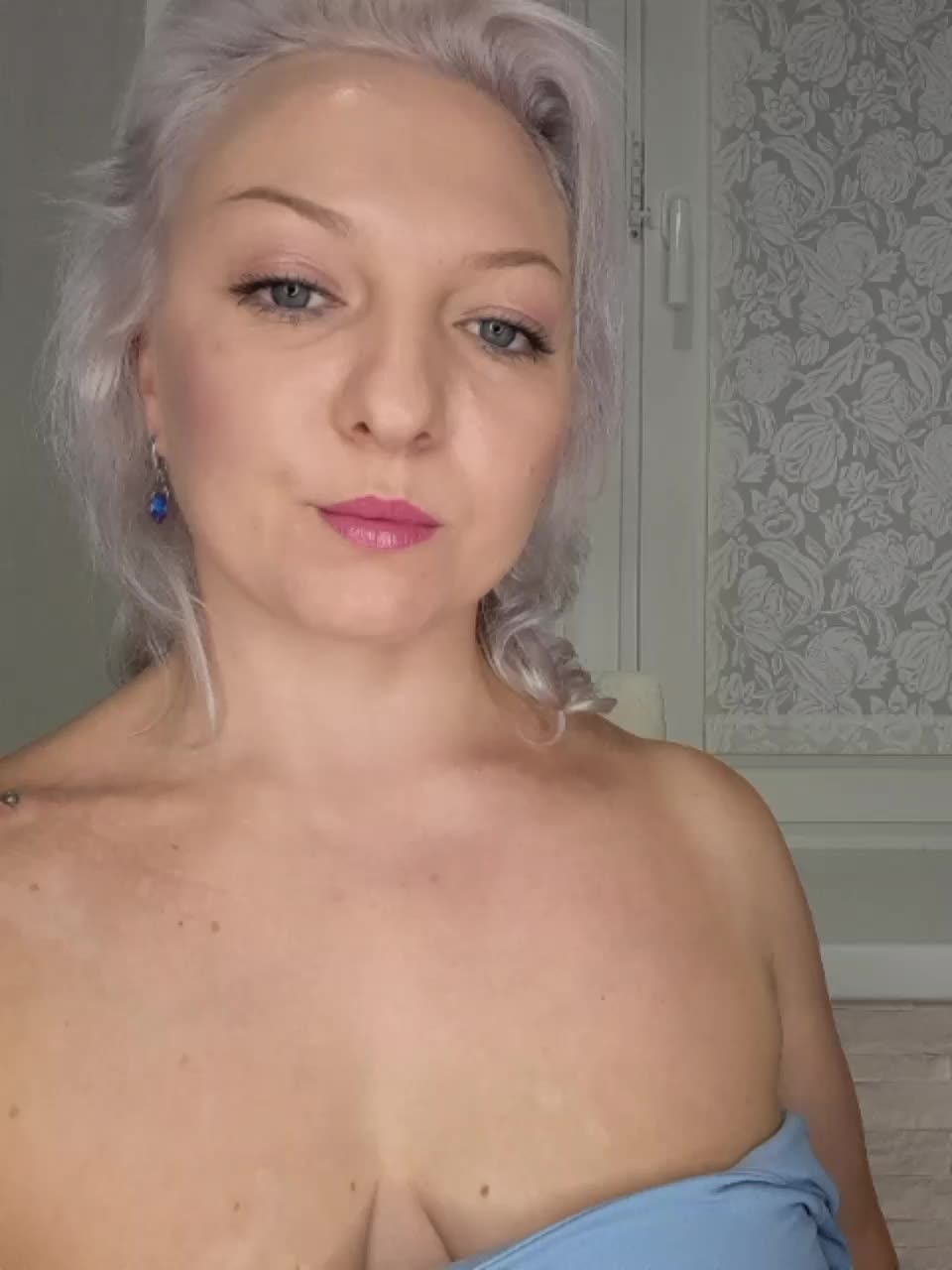 Anesteishen Adult Chat August 25, 2025