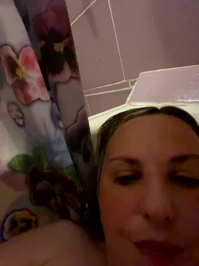 Roksi-8 Adult Chat August 25, 2025