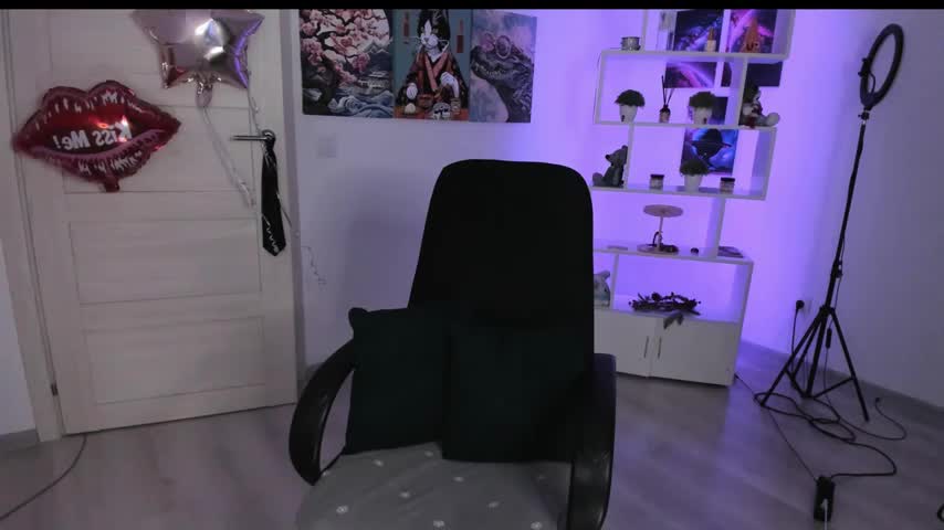 HoneySallyMoore Adult Chat August 25, 2025