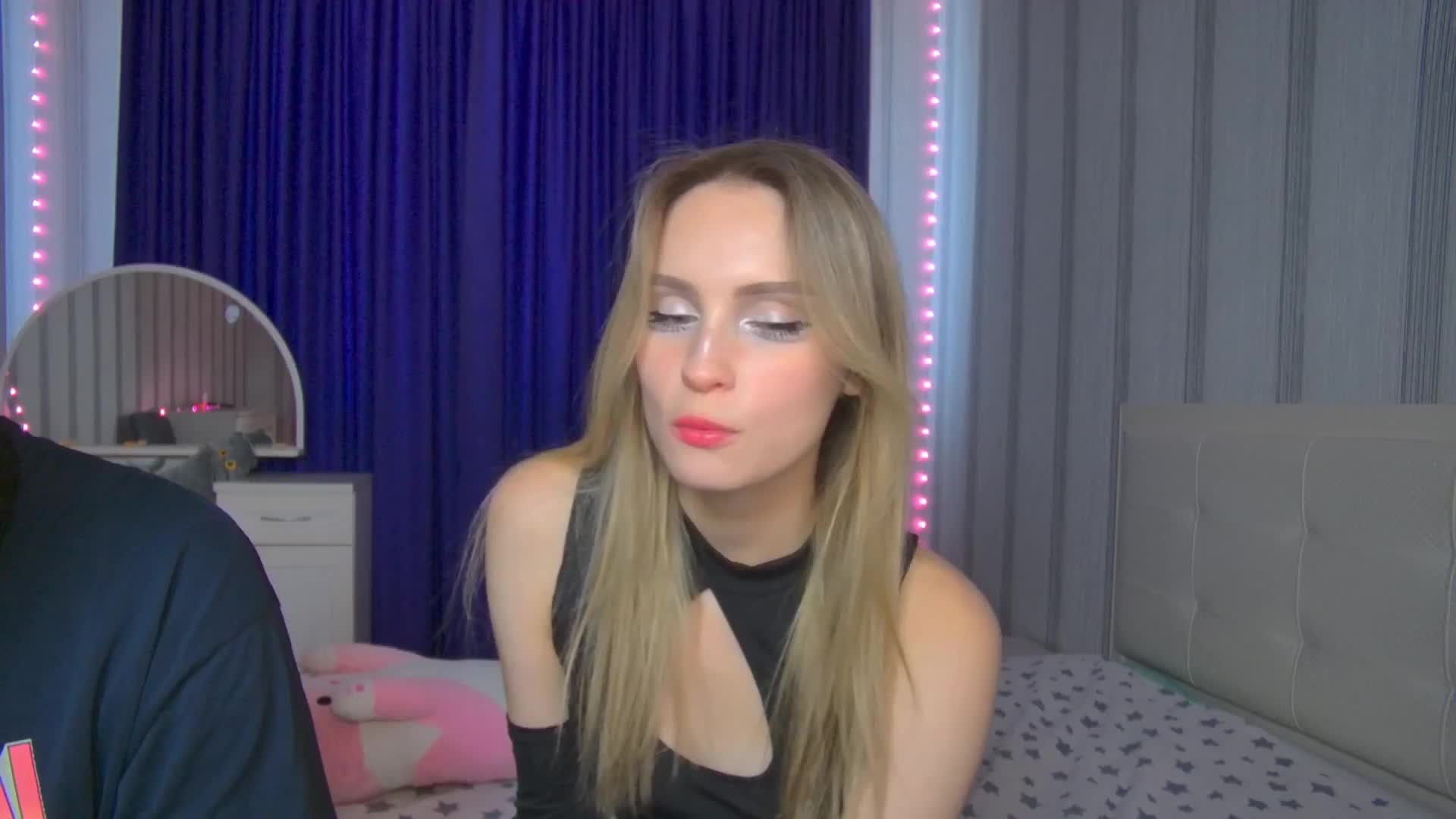 AmyAmy Adult Chat August 25, 2025