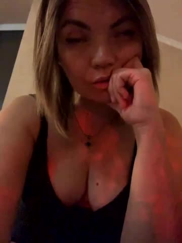 Ella-Pearlie Adult Chat August 25, 2025