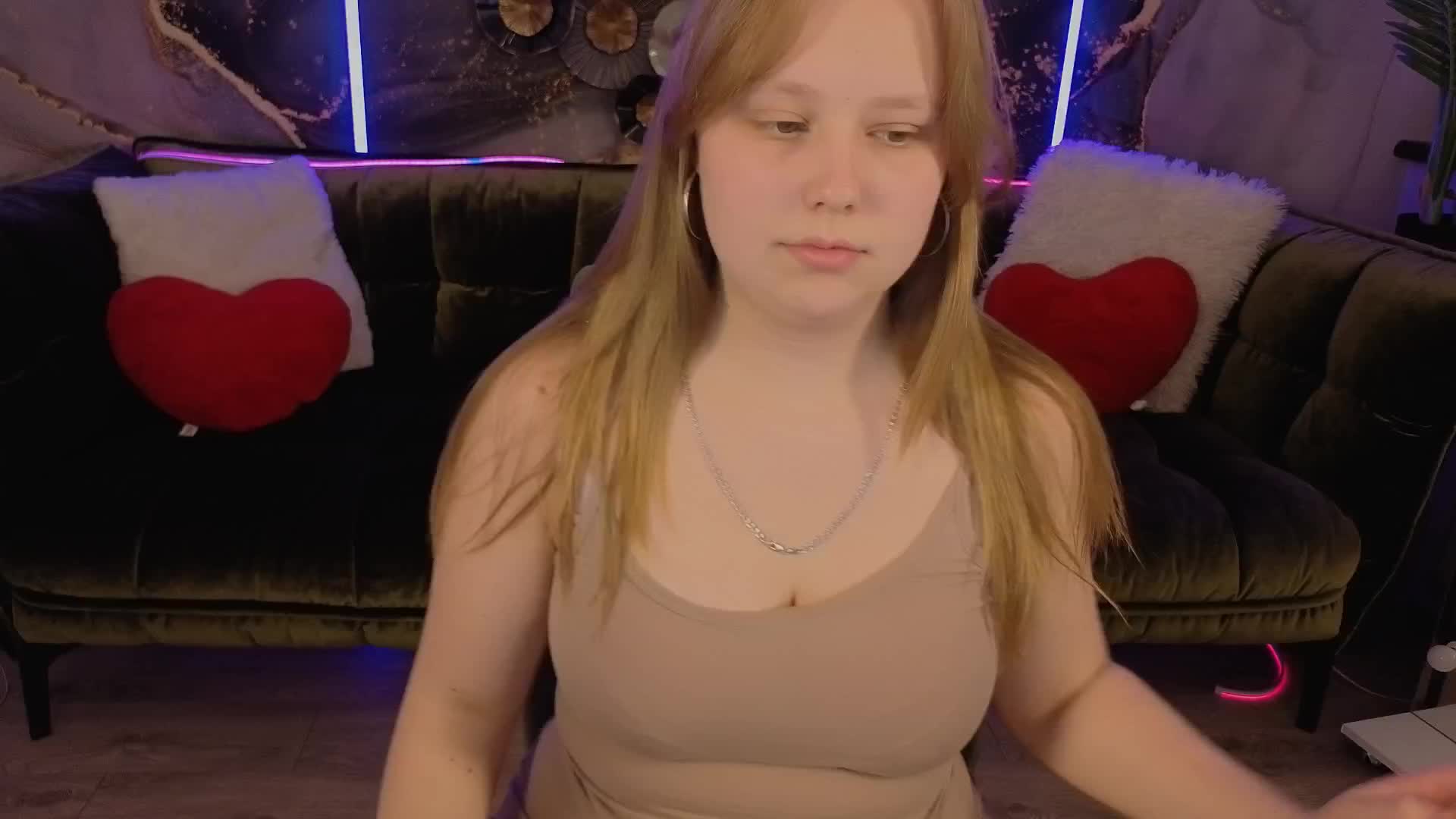 CrystallPaws Adult Chat August 25, 2025