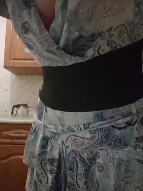 Oksana24rai Adult Chat August 24, 2025