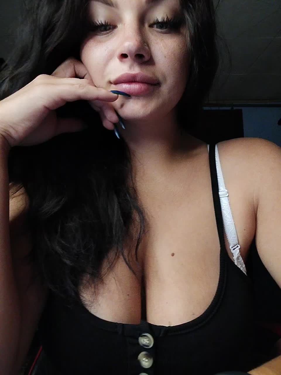 Sweet-Candy88 Adult Chat August 25, 2025