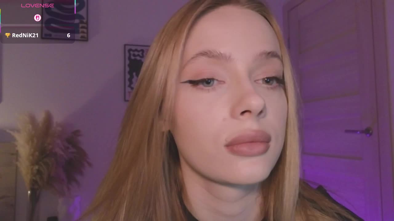 mayshy Adult Chat August 25, 2025