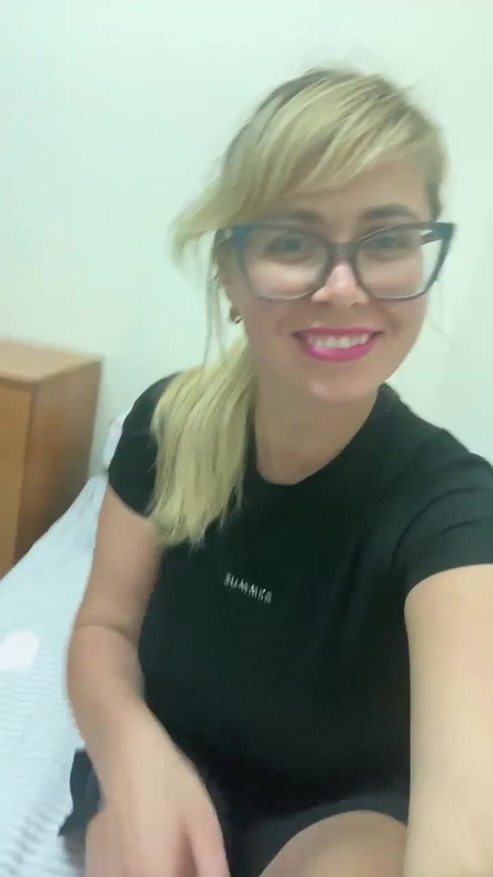 Elegant00Girl Adult Chat August 25, 2025