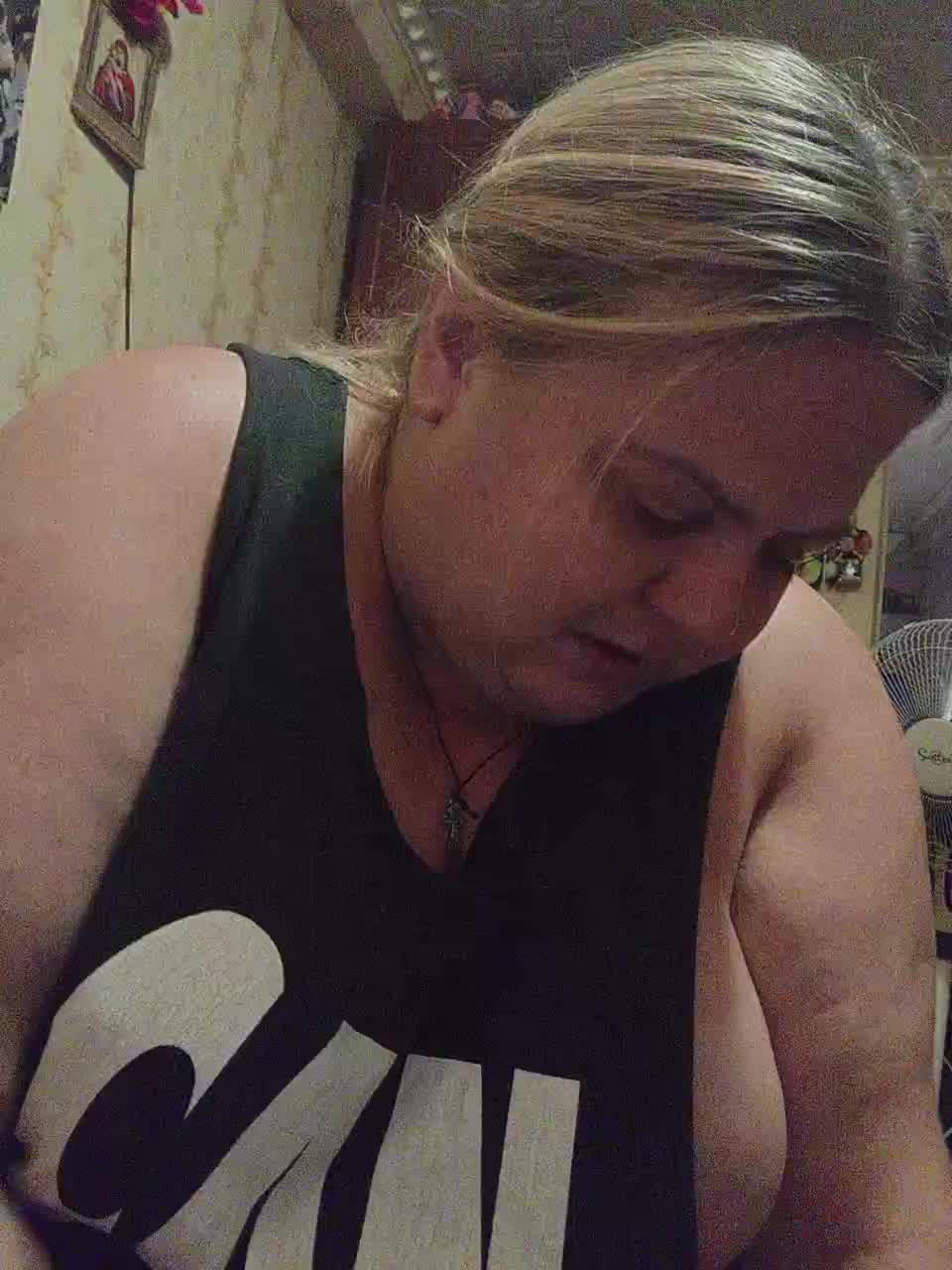 engela-s-1 Adult Chat August 25, 2025