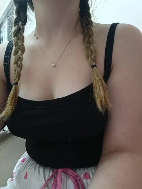 _Melissasosochka_ Adult Chat August 25, 2025