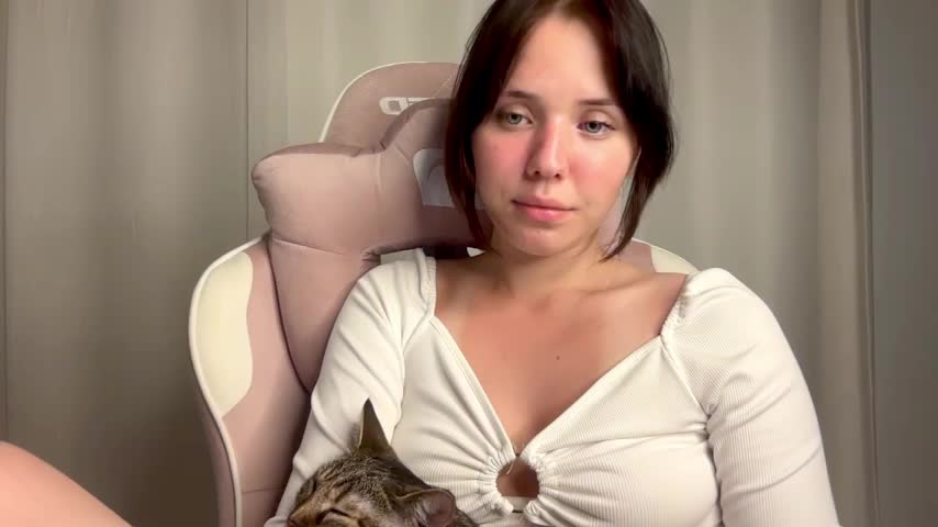 RoxyFloren Adult Chat August 25, 2025