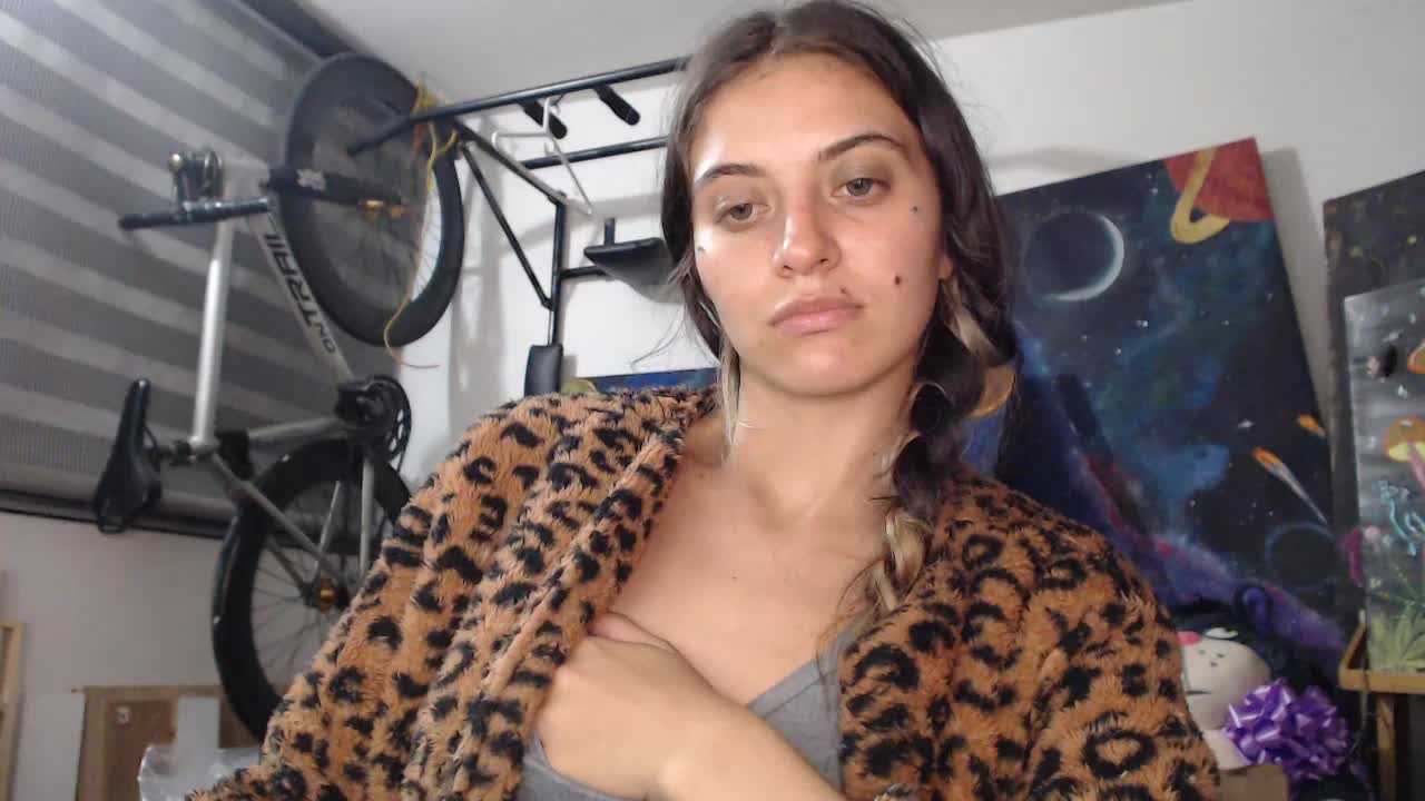 mariecam420 Adult Chat August 25, 2025