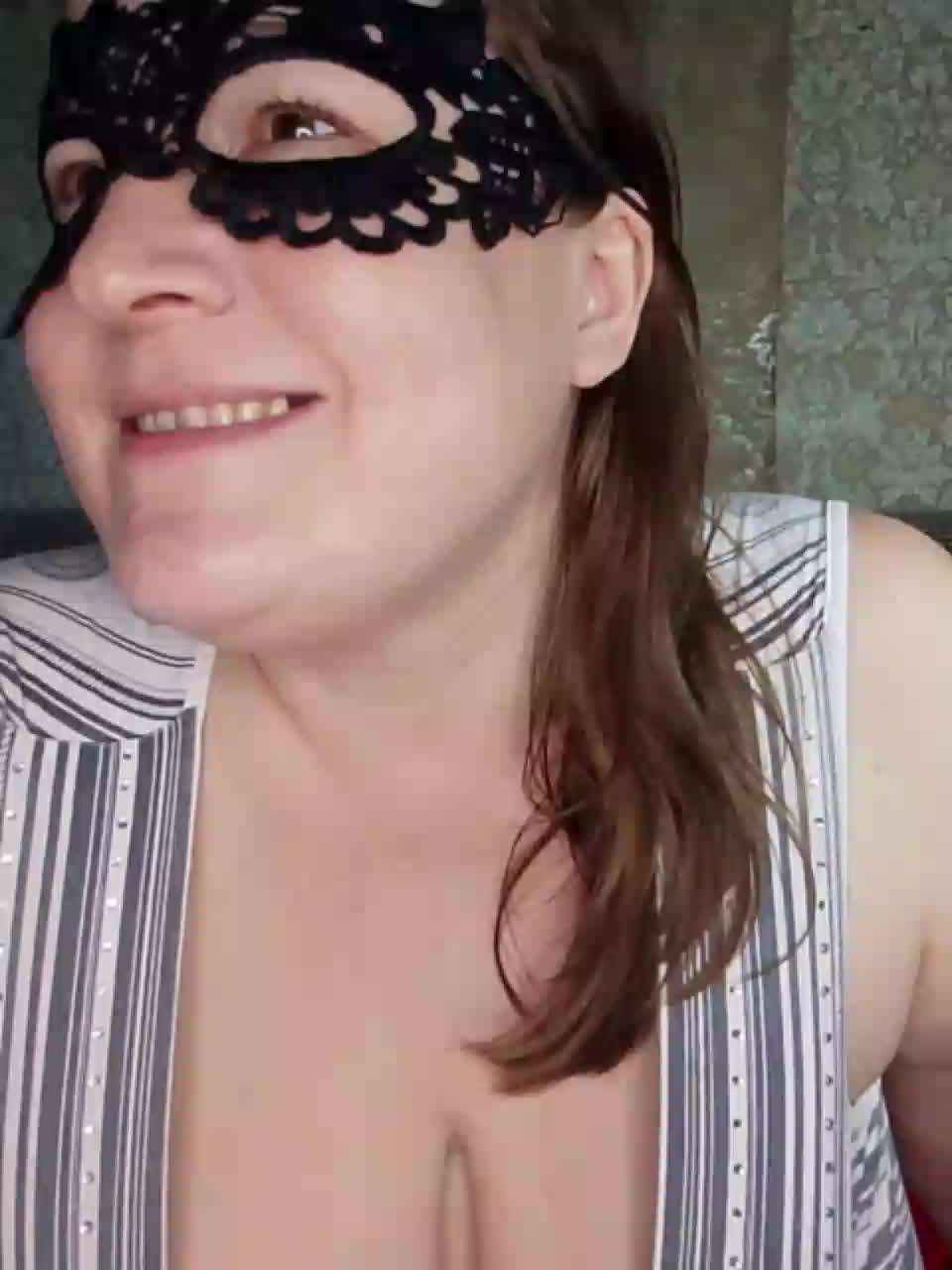 Nastasi_sensual Adult Chat August 25, 2025