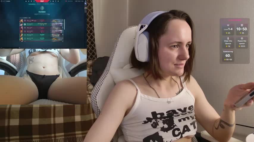 Luna_Loveee Adult Chat August 25, 2025