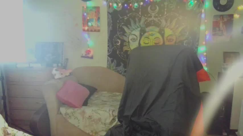 Lil_foxxx Adult Chat August 25, 2025