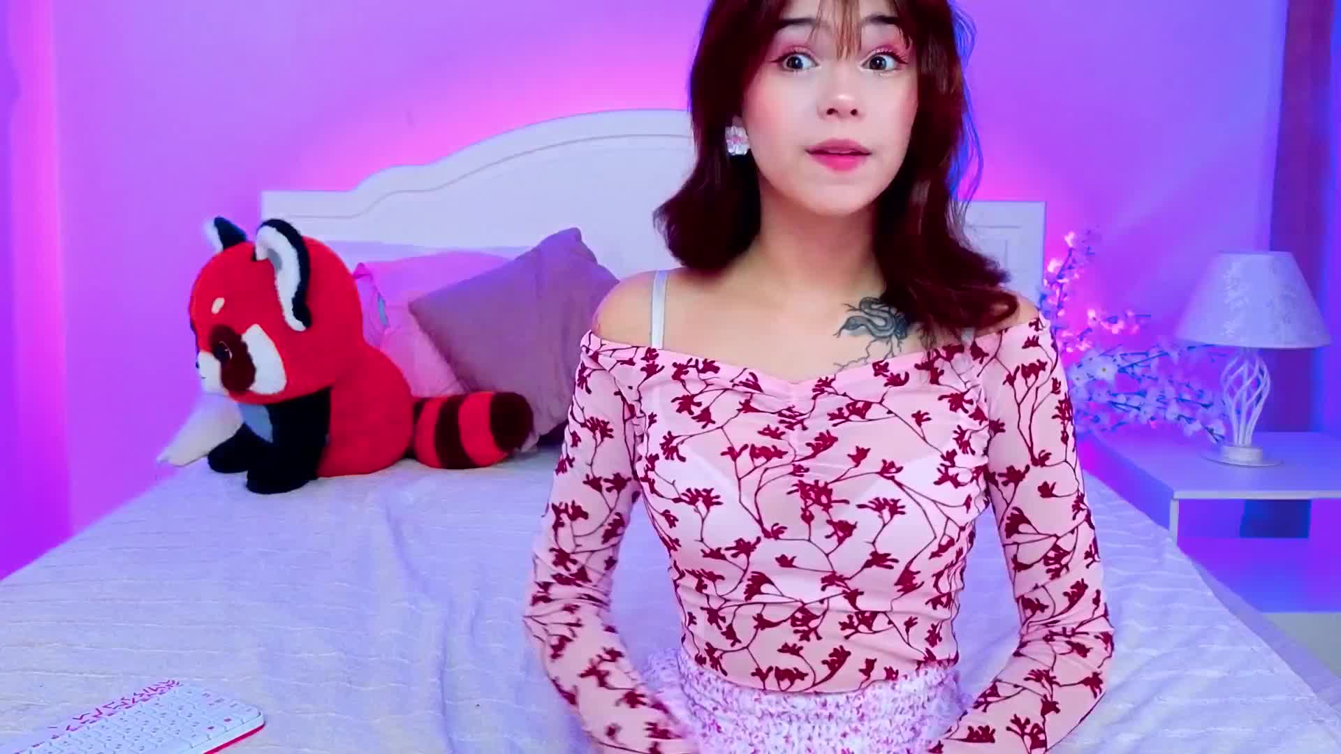 CoralineJones Adult Chat August 25, 2025