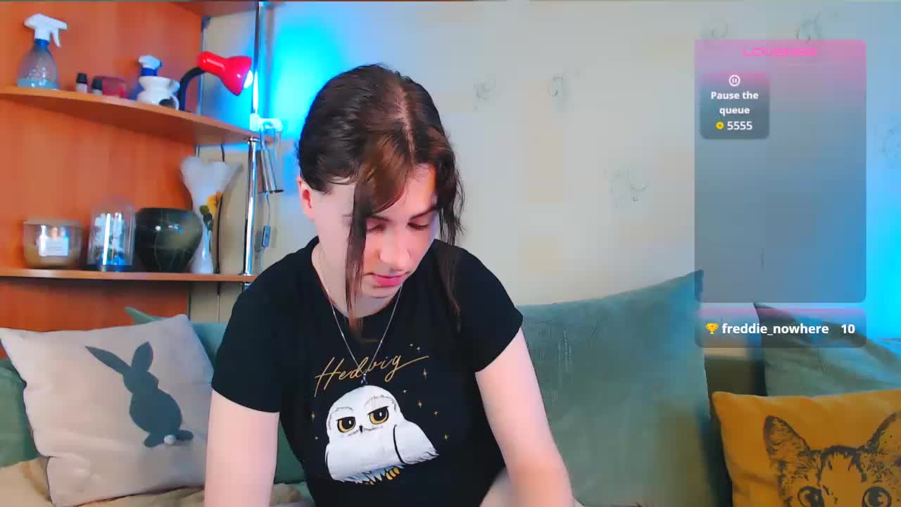 Caroline1995 Adult Chat August 25, 2025