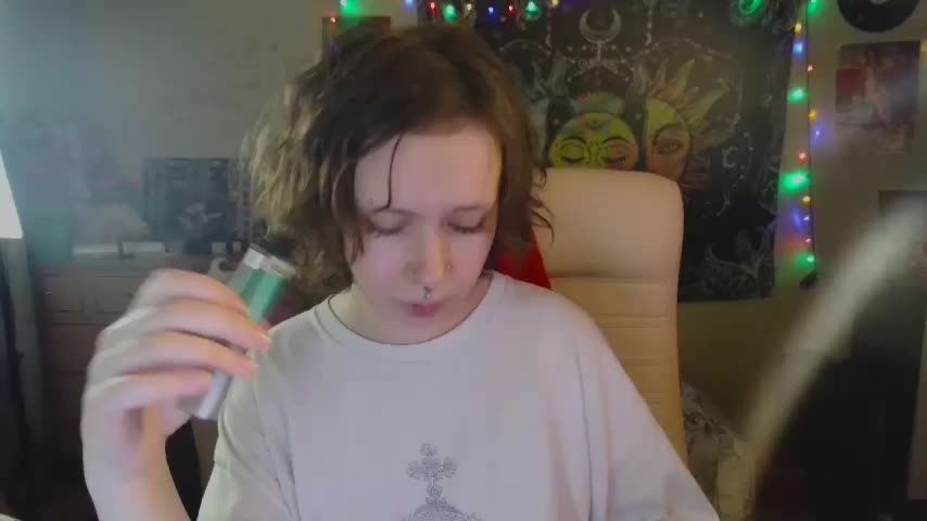 Lil_foxxx Adult Chat August 25, 2025