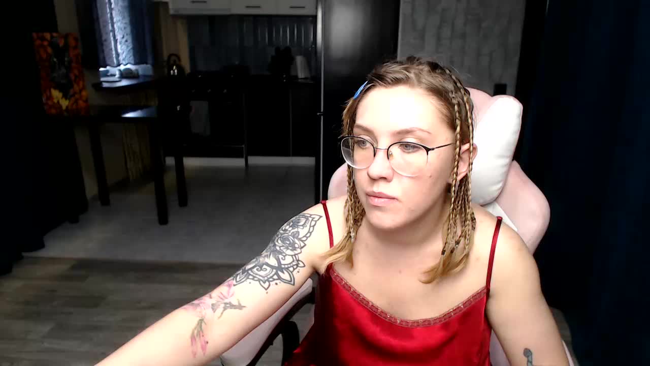 Regimasmile Adult Chat August 25, 2025