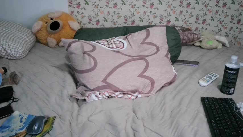 BlueHOT-MILf Adult Chat August 25, 2025