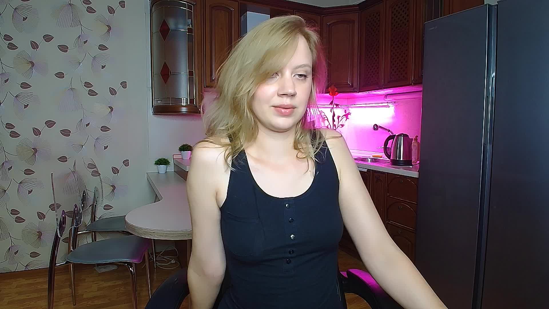 Nadins Adult Chat August 25, 2025