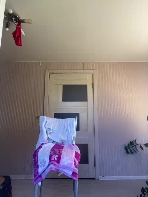 Karolina_Milf Adult Chat August 25, 2025