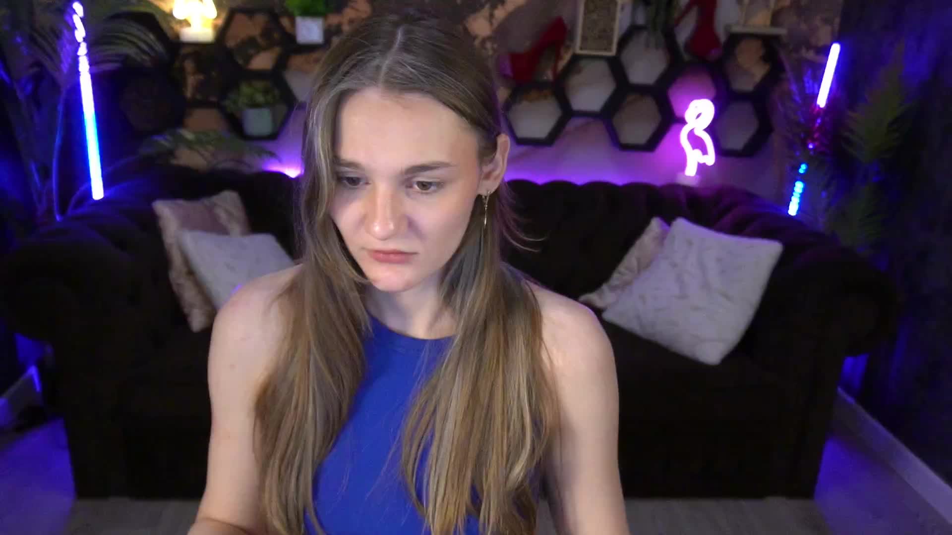 DiamondGoldie Adult Chat August 25, 2025