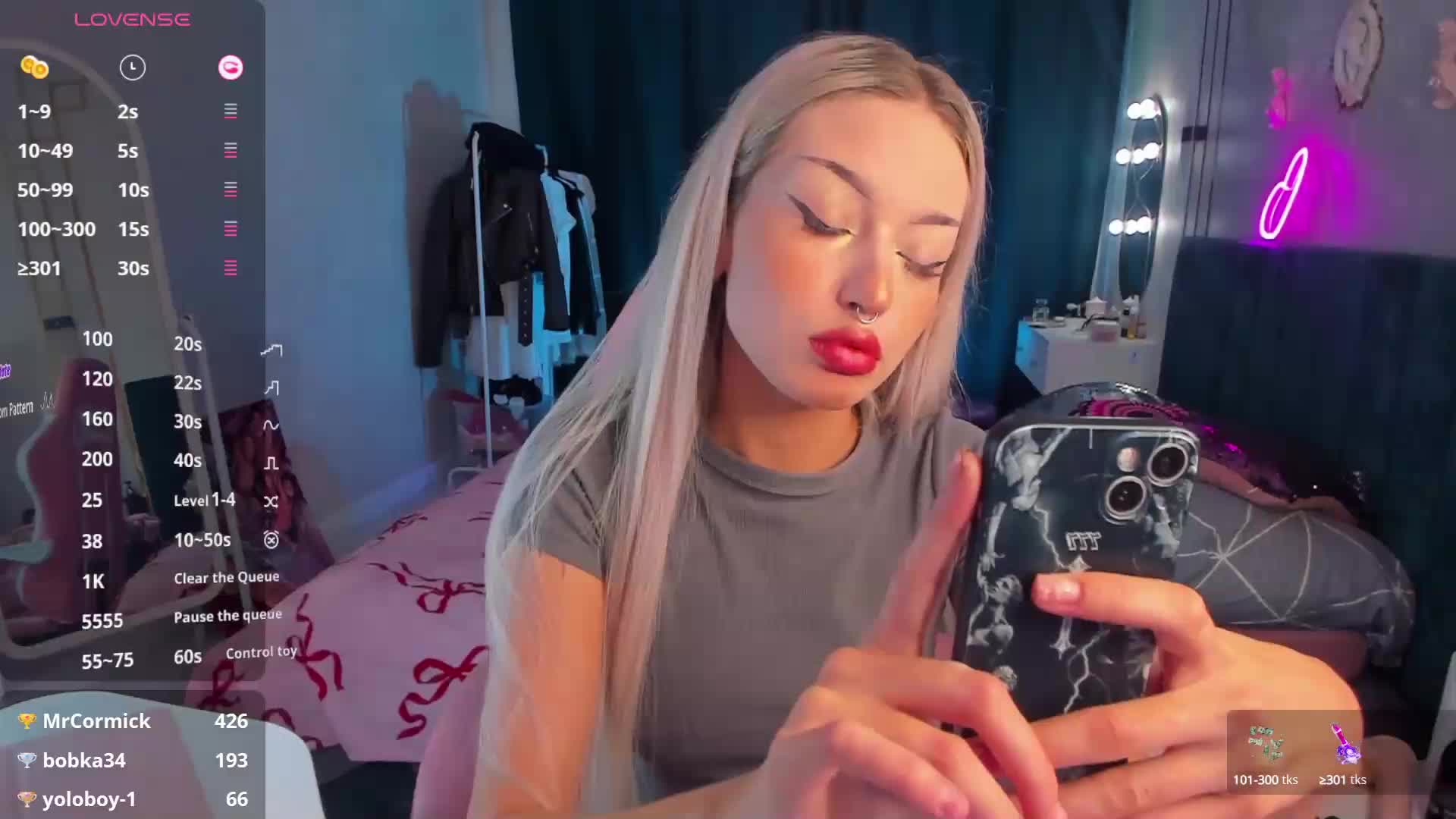 WhiteMinti Adult Chat August 25, 2025