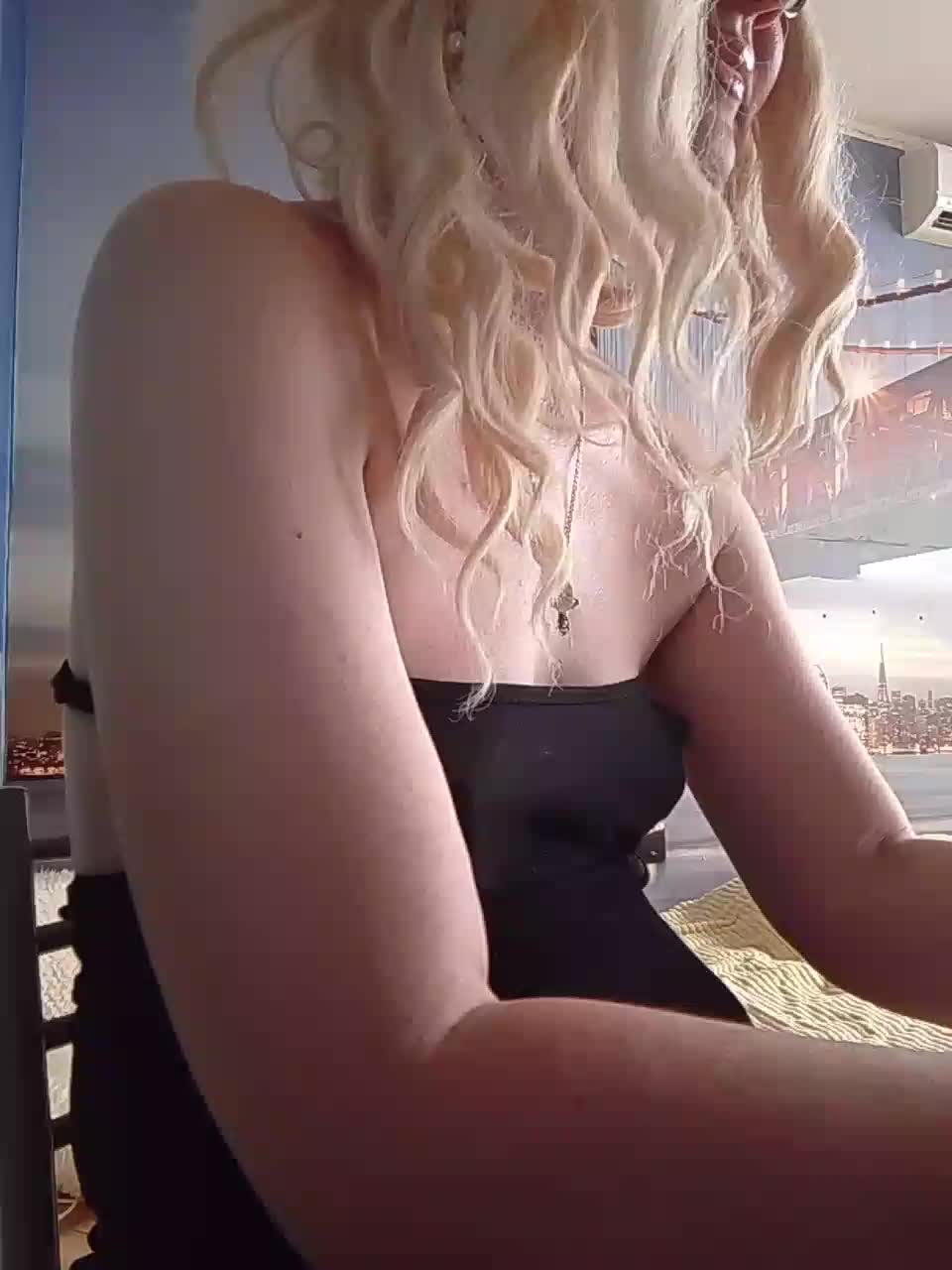 MoniKkkkkkkkkk Adult Chat August 26, 2025