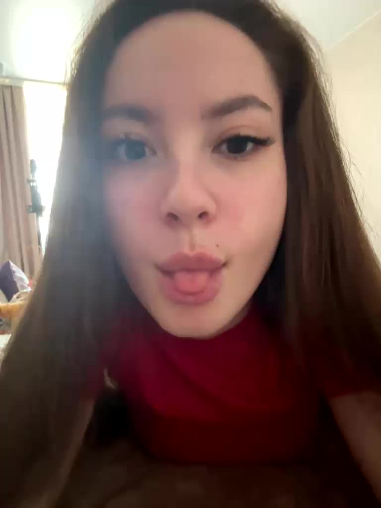 -Valeria- Adult Chat August 25, 2025