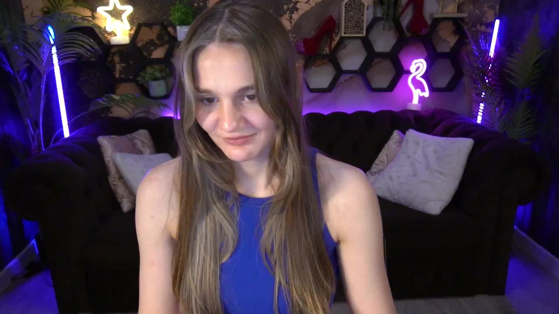 DiamondGoldie Adult Chat August 25, 2025